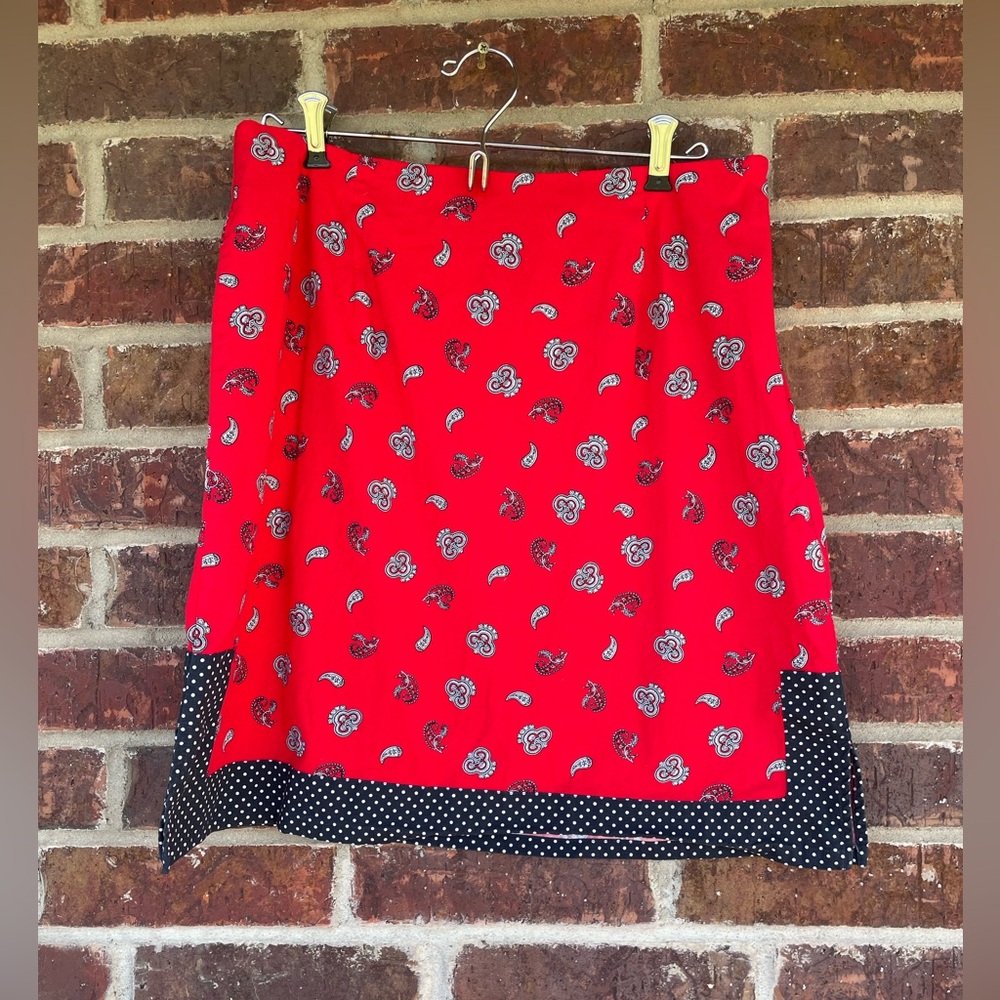 Ladies Red Mountain Lake Casuals Petite Paisley Bandana Print Skirt Size 12P